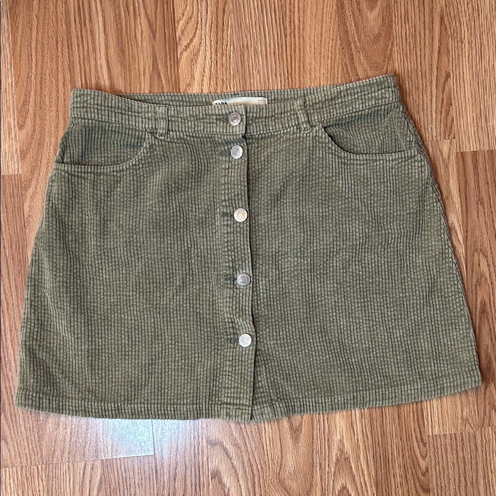 Zara Green Corduroy Buttoned Mini Skirt